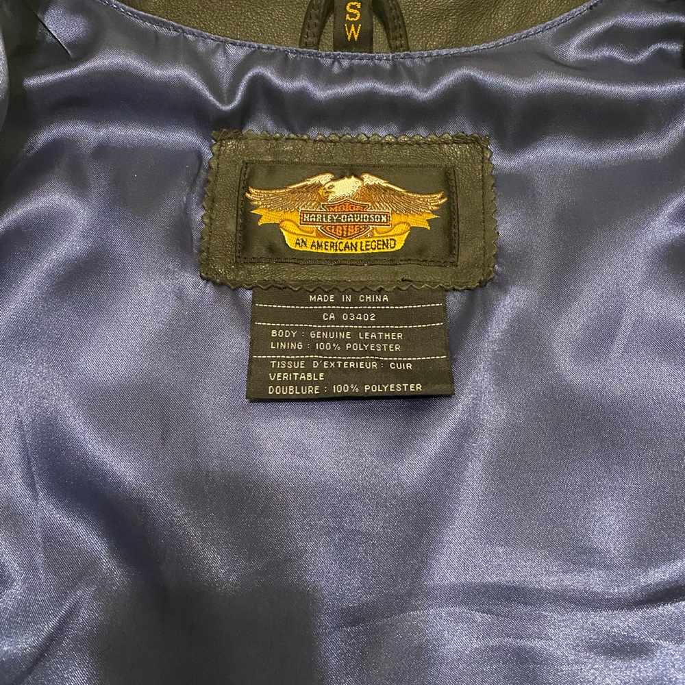Women’s small leather Harley Davidson vest - Picture 3 of 3